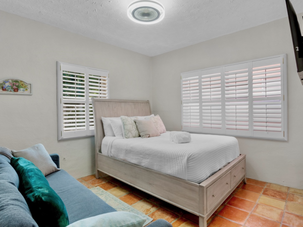 Perfect Holmes Beach Rental: Pool, Hot Tub, 3-Min Walk to Beach
