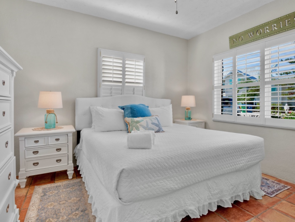 Perfect Holmes Beach Rental: Pool, Hot Tub, 3-Min Walk to Beach