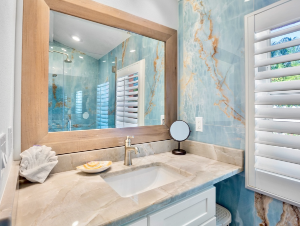 Perfect Holmes Beach Rental: Pool, Hot Tub, 3-Min Walk to Beach