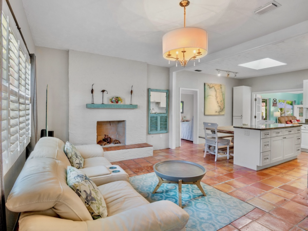 Perfect Holmes Beach Rental: Pool, Hot Tub, 3-Min Walk to Beach
