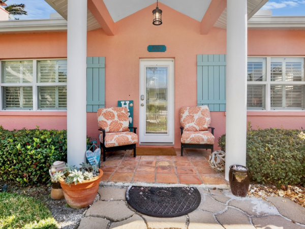 Perfect Holmes Beach Rental: Pool, Hot Tub, 3-Min Walk to Beach