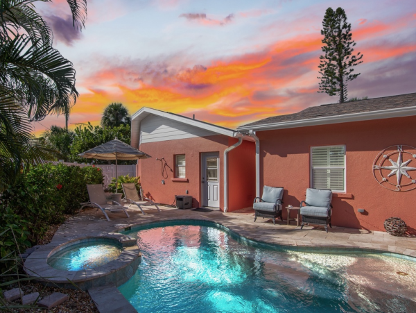 Perfect Holmes Beach Rental: Pool, Hot Tub, 3-Min Walk to Beach