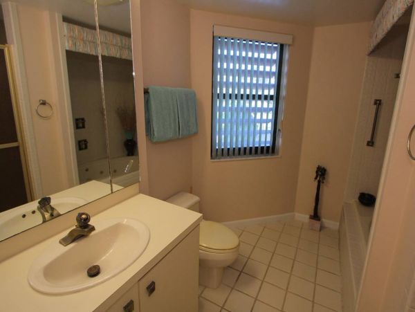 Two Bedroom Longboat Key Vacation Condo Sleeps 6 Gulf Views