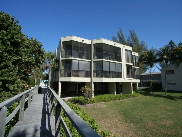 Two Bedroom Longboat Key Vacation Condo Sleeps 6 Gulf Views