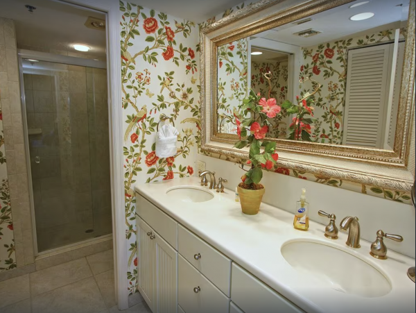 Longboat Key 2 Bedrooms Vacation Condo Gulf Front Sleeps Fou