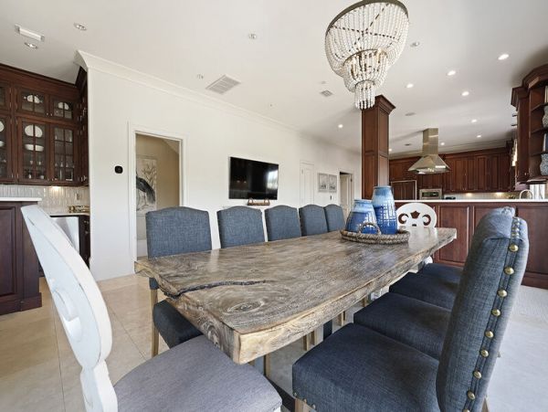Luxury Villa with Private Pool & Dock Sleeps 40 Guests holiday Isle