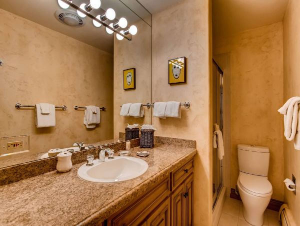 Vail Luxury Vacation Rental Condo - Colorado Ski Resort Condo Rental