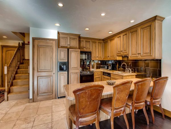 Vail Luxury Vacation Rental Condo - Colorado Ski Resort Condo Rental