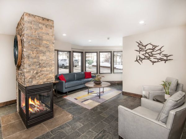 Vail Luxury Vacation Rental Condo - Colorado Ski Resort Condo Rental