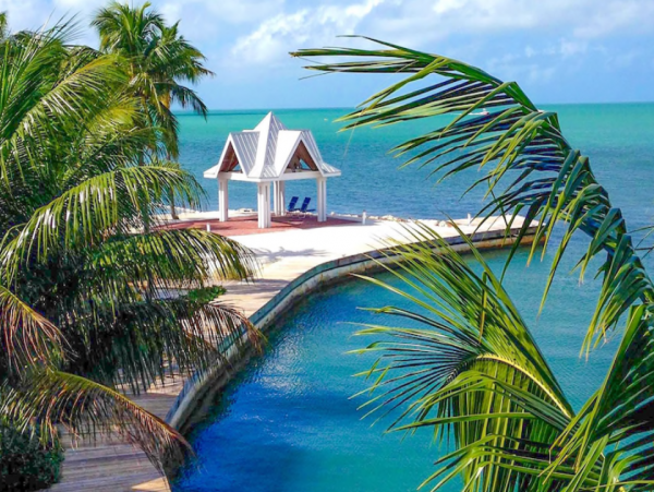 Posh Home with 2+ Bedroom Beachfront Home