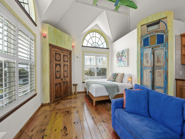 Anna Maria Island Bayfront Vacation Rental - Dock, Pool & Beach Access