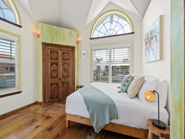 Anna Maria Island Bayfront Vacation Rental - Dock, Pool & Beach Access