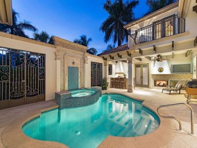 Old Naples Luxury 5 Bedroom Villa Short Walk to Beach