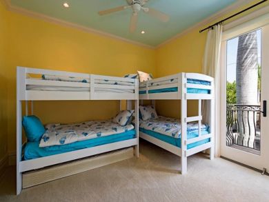 Old Naples Luxury 5 Bedroom Villa Short Walk to Beach