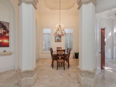 Old Naples Luxury 5 Bedroom Villa Short Walk to Beach