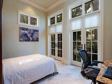 Old Naples Luxury 5 Bedroom Villa Short Walk to Beach