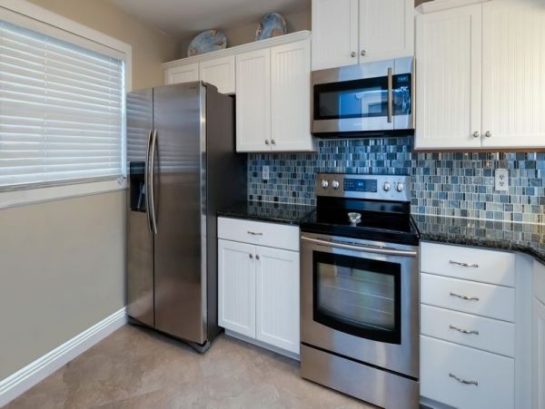 Holmes Beach Vacation Rental - Short Walk to Beach