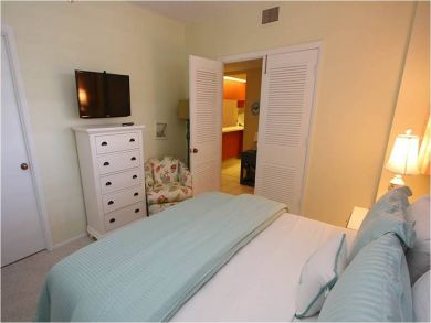 Bedroom 2 with Flat Screen TV