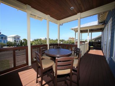 Balcony with Table Set