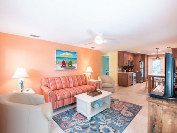 Holmes Beach Two Bedroom Duplex - Sleeps 6 Private Pool