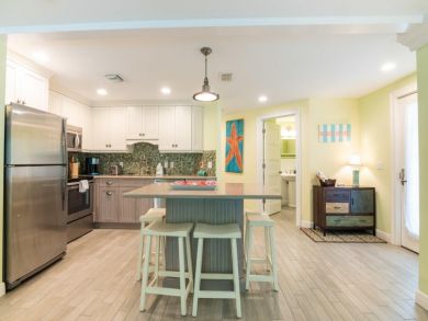 Ground Level Half Duplex with Two Bedrooms 1 Block to Beach