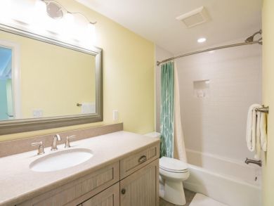 Ground Level Half Duplex with Two Bedrooms 1 Block to Beach