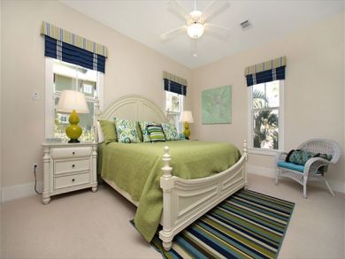 Master Bedroom - King Bed Master Bedroom - King Bed