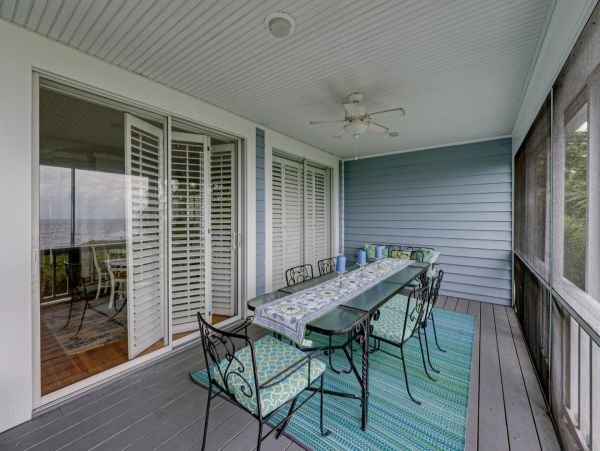 Boca Grande Four Bedroom Pool Home Sleeps 8 Walk to Beach