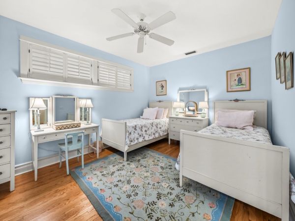 Boca Grande Four Bedroom Pool Home Sleeps 8 Walk to Beach