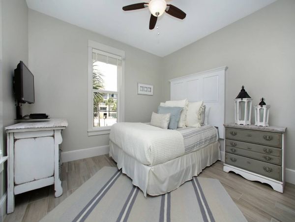 Santa Rosa Beach Luxury Home 8 Bedroom Sleeps 26