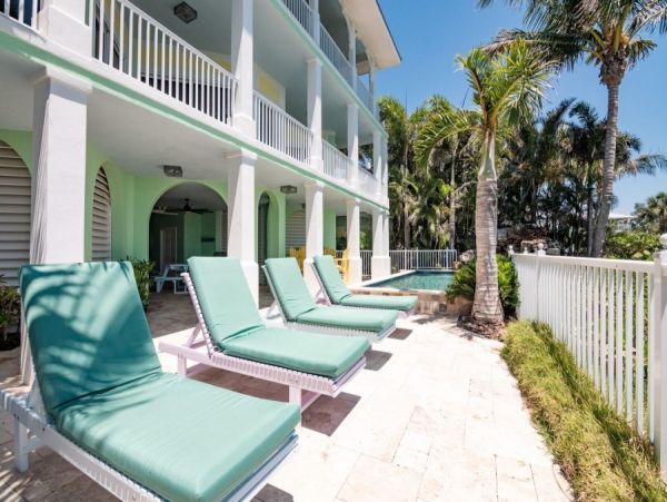 Anna Maria Island Beach House for Rent with POOL