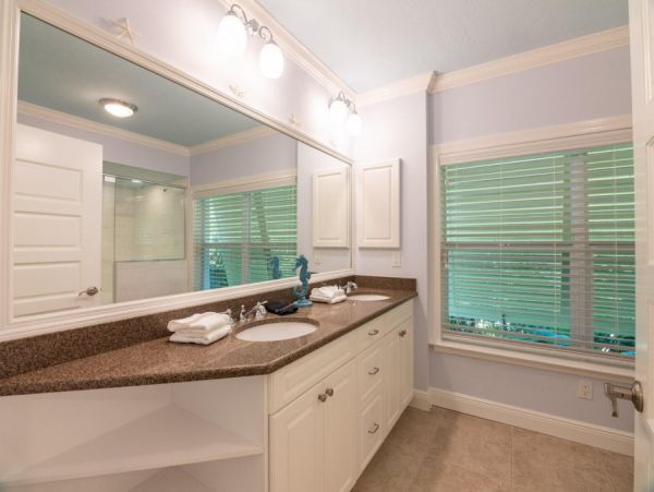 Anna Maria Island Beach House for Rent with POOL