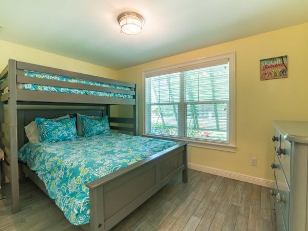 Anna Maria Island Holmes Beach Home 885251