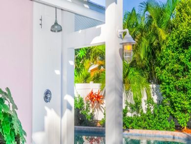 Holmes Beach Duplex Home Private Pool 3 Houses to Beach Holmes Beach Duplex Home Private Pool 3 Houses to Beach
