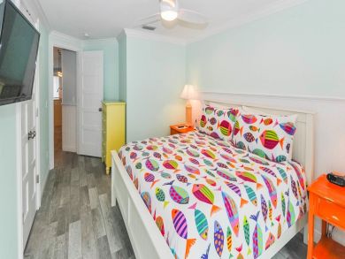 Holmes Beach Duplex Home Private Pool 3 Houses to Beach Holmes Beach Duplex Home Private Pool 3 Houses to Beach