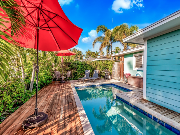 Beautiful Bradenton Beach Vacation Duplex Near Beach Sleeps 6