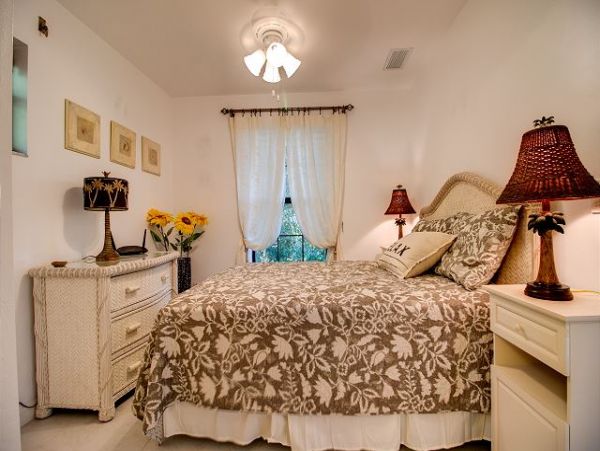 Sanibel Luxury Pool Home 4 Bedrooms Sleeps 8 Walk To Beach