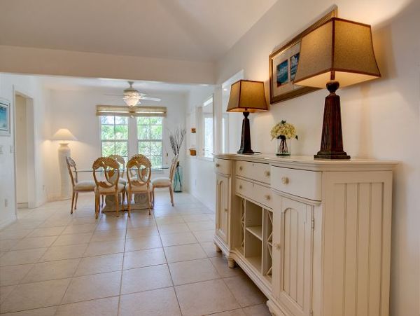 Sanibel Luxury Pool Home 4 Bedrooms Sleeps 8 Walk To Beach