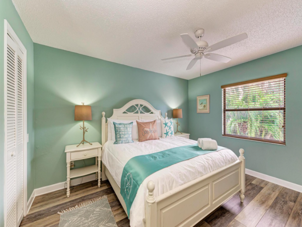 Tropical Holmes Beach Vacation Rental with a Pool