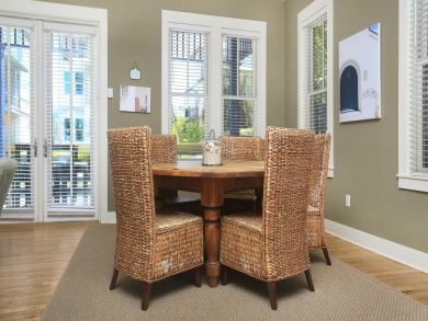 Dining Table & Chairs
