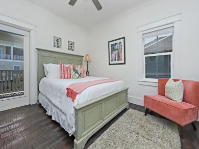 Seagrove Beac Vacation Home one block to beach