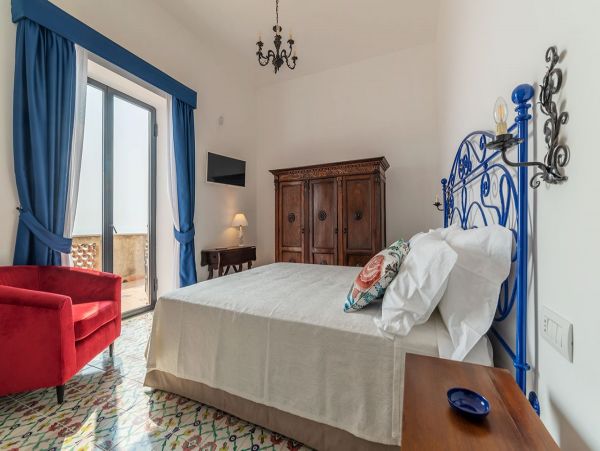 Ocean Views Amalfi Vacation Home Six Bedroom