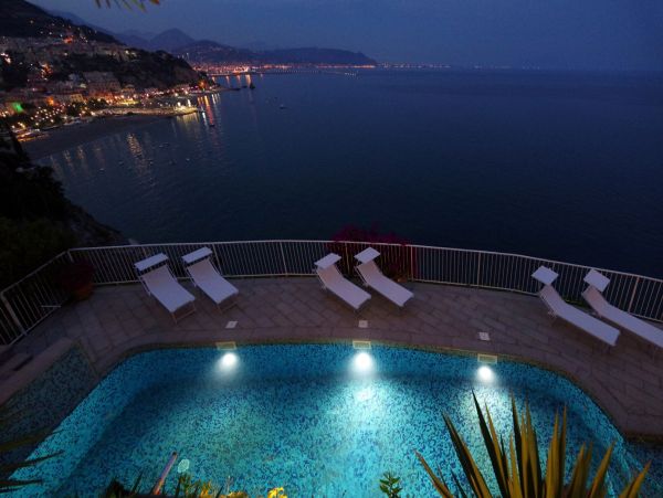 Ocean Views Amalfi Vacation Home Six Bedroom