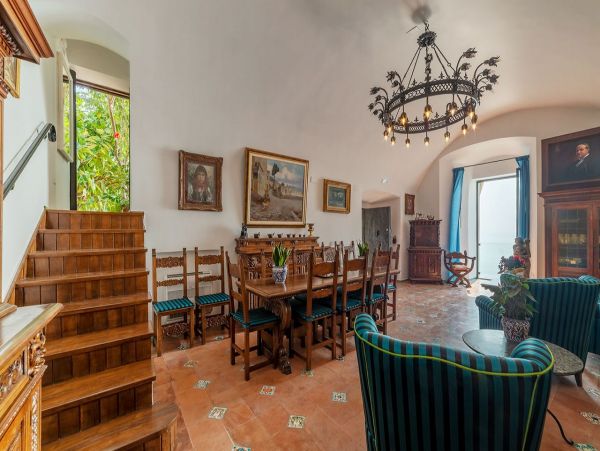 Ocean Views Amalfi Vacation Home Six Bedroom