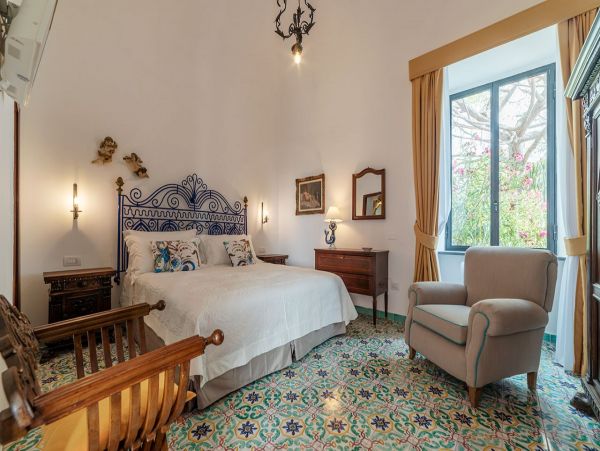 Ocean Views Amalfi Vacation Home Six Bedroom