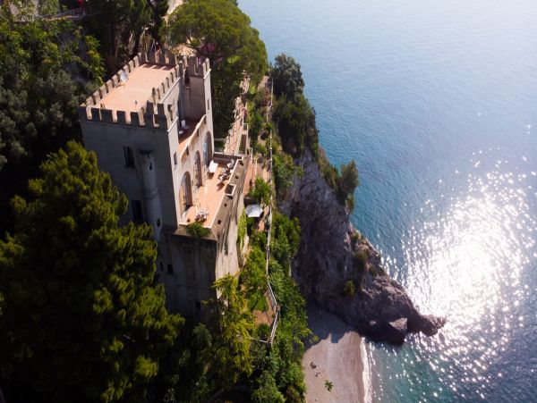 Ocean Views Amalfi Vacation Home Six Bedroom