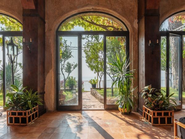 Ocean Views Amalfi Vacation Home Six Bedroom