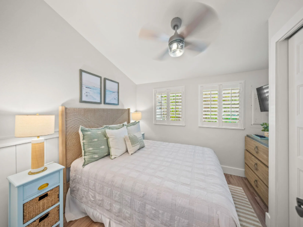 Charming Retreat with Lagoon-Style Pool & Prime Anna Maria Island Location