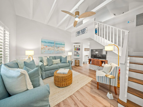 Charming Retreat with Lagoon-Style Pool & Prime Anna Maria Island Location