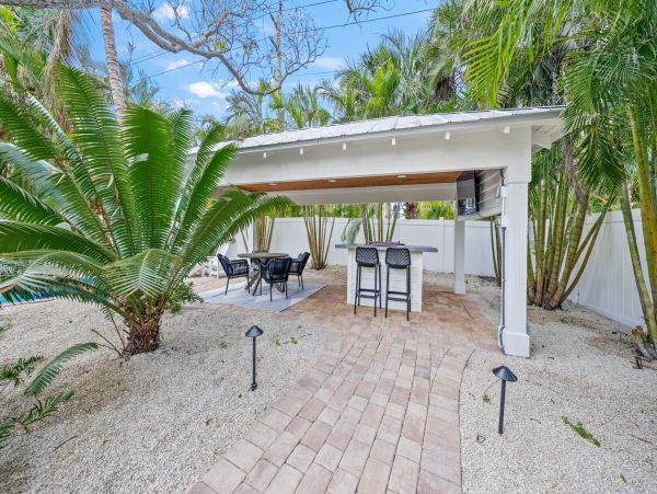 Charming Retreat with Lagoon-Style Pool & Prime Anna Maria Island Location
